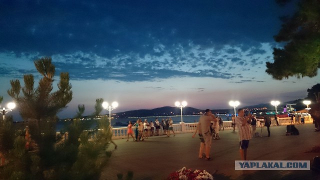 Вечерний Геленджик