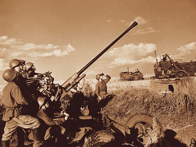 Сухие факты и говорящие фотографии