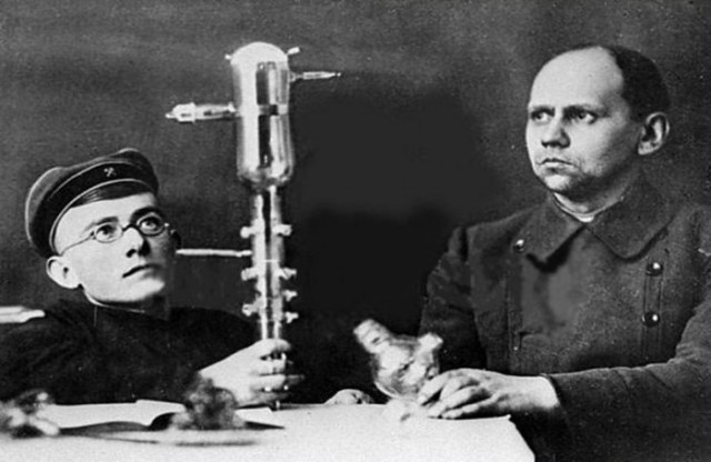 История в фотографиях