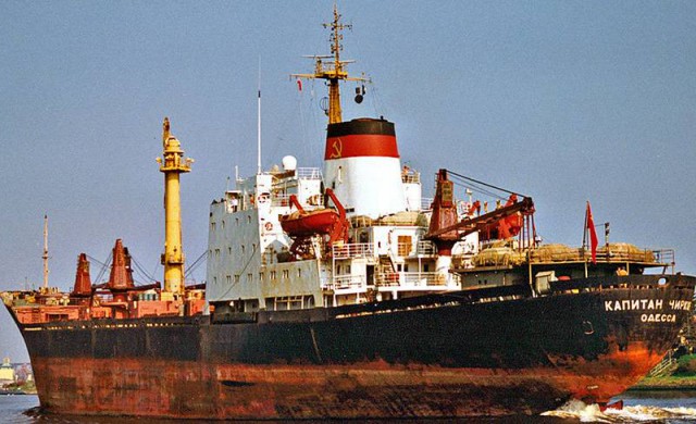 Из хроники необъявленных войн - В ночь с 5 на 6 июня 1986 г. в ангольском порту Намиб потоплены 2 советских судна и 1 кубинское.