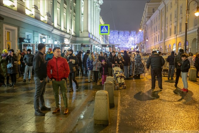 Как в центре Москвы Новый год встречали