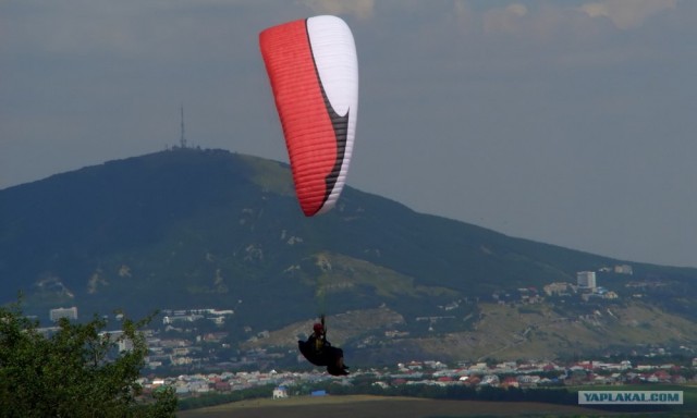 Зорб в Домбае улетел в ущелье