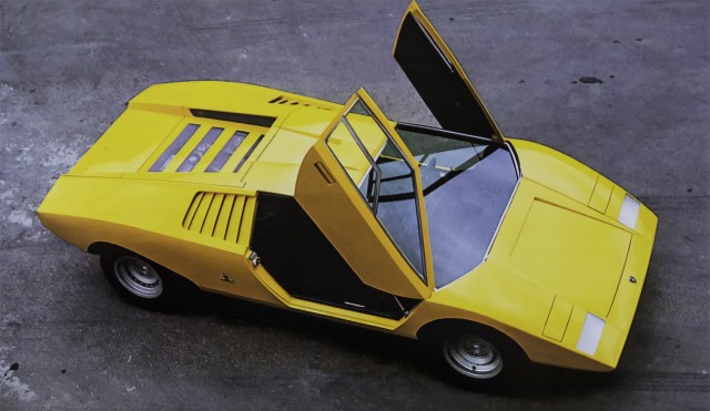 Lamborghini возродила Countach