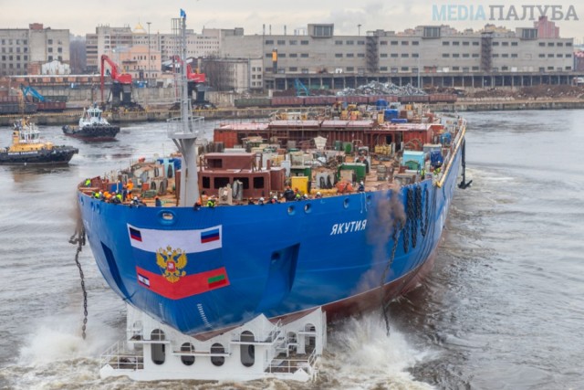 На Балтийском заводе состоялся спуск на воду атомного ледокола «Якутия» проекта 22220