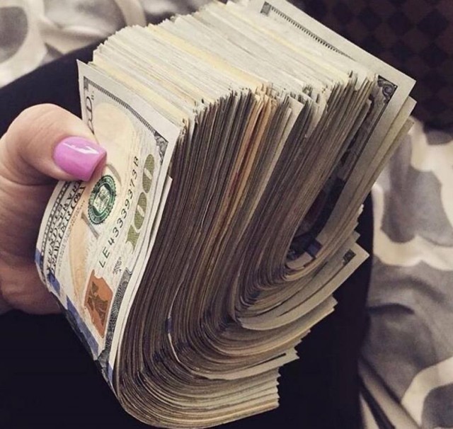 Почему женщины любят некрасивых?