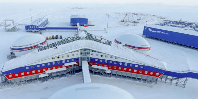 Антарктическая станция Восток. Фото строительства на заводе