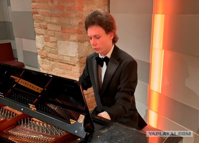 Алексей Мищенко — 1 место в Нью–Йорке и Вене