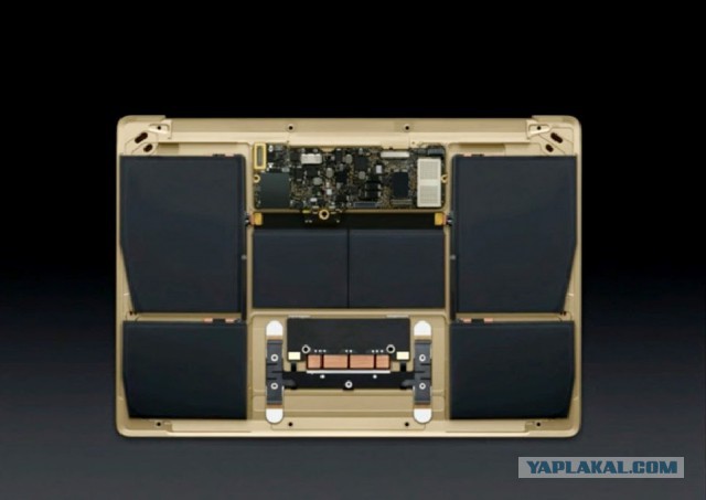 Новый MacBook внутри