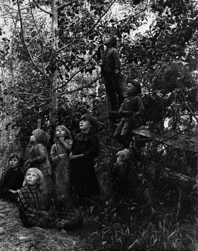 Редкие фото знаменитостей и исторические снимки, открывающие глаза на прошлое