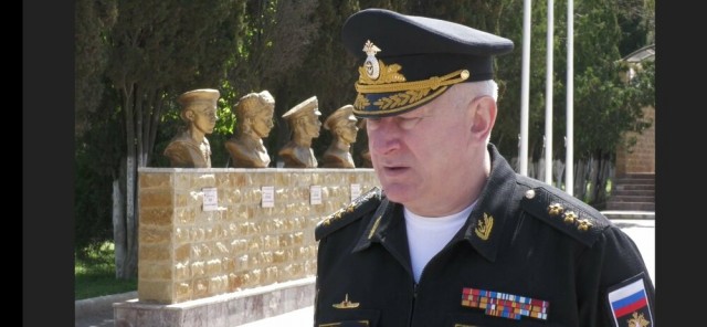 Главнокомандующий ВМФ и командование ЧФ провели встречу с экипажем ракетного крейсера «Москва»