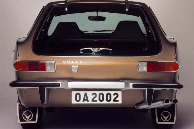 Полвека универсалу Volvo 1800 ES