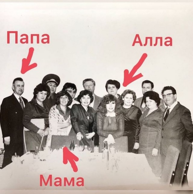 Небольшая фотоподборка известных личностей в детстве и юности