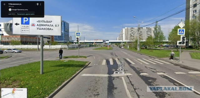 Страшное с перекрестка в Бутово. Мотоциклист на полном ходу влетел в иномарку.
