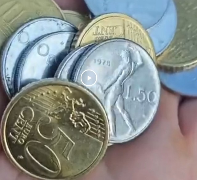 Красота из монеток