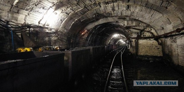 Партизаны вынесли со склада шахты почти тонну