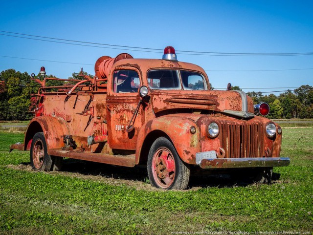 Старые автомобили на улицах Нью-Йорка - 23