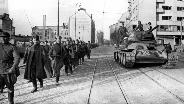 10 ударов 1944 года. 7 часть.
