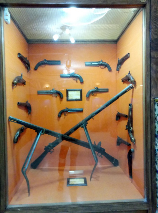 Музей оружия в г.Шираз, Иран.