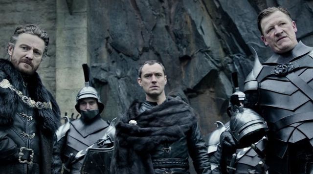 10 знаменитостей, которых, возможно, никогда и не существовало