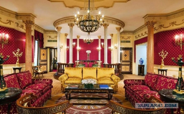 Так жить нельзя: нефтяников Сургута завалило золотом