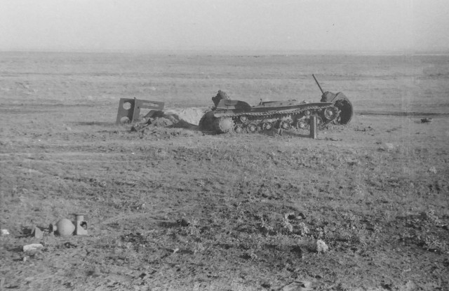 Мужчина купил старый фотоаппарат и нашел там фото оккупированного Новороссийска