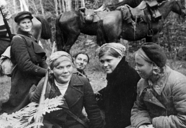 Фотографии из прошлого нашей страны-2