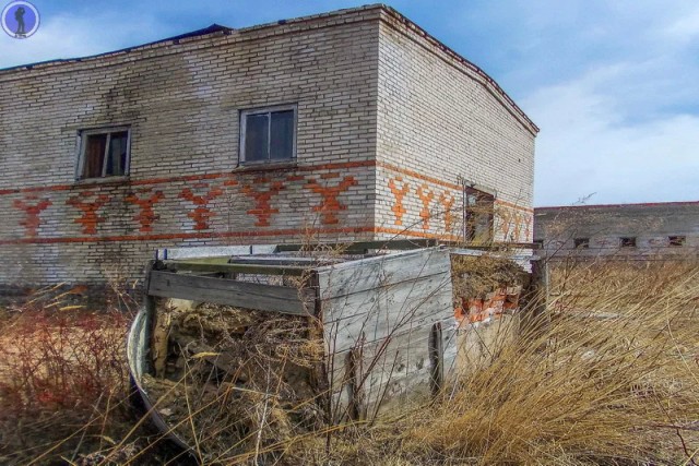 Заброшенный ракетный арсенал бывшего военного аэродрома "Кулон" в Переяславке