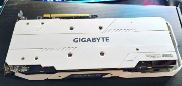 Продам GeForce RTX 2060 super