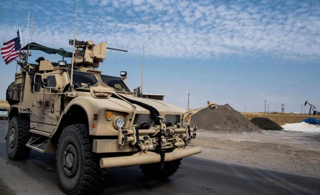 Сирия: американских и сирийских военных атаковали в районе Пальмиры