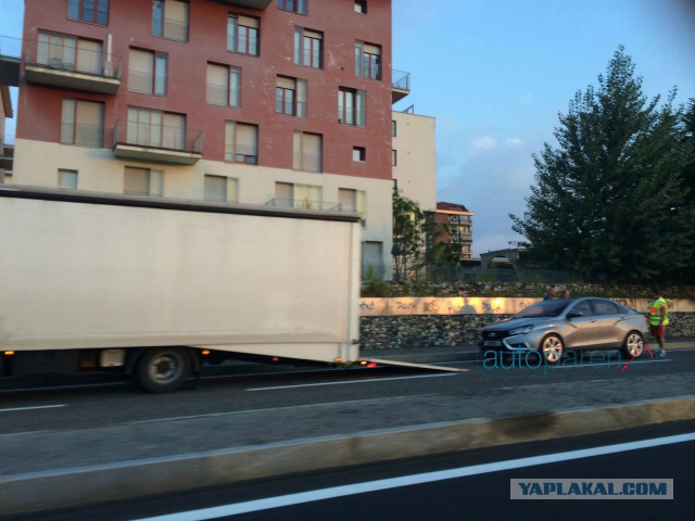 Lada Vesta  без камуфляжа