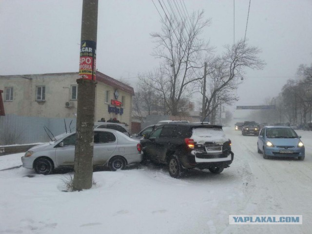 А во Владивостоке снова снежок