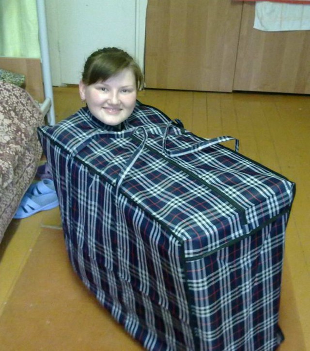 Давай меня ещё в этой позе сфоткаешь, говорили они.