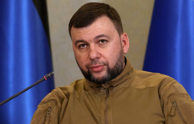 Пушилин заявил, что боевики "Азова" взорвали дом в Мариуполе, под завалами 200 человек