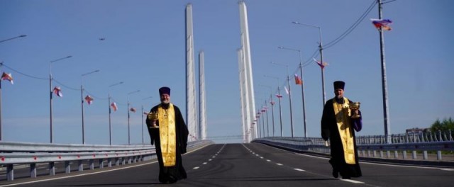 Как превратить открытие моста в событие всероссийского масштаба