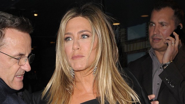 Дженнифер Энистон