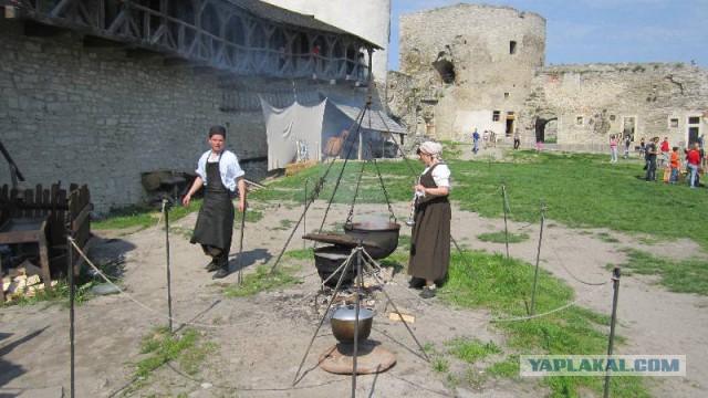 Жемчужина на камнях