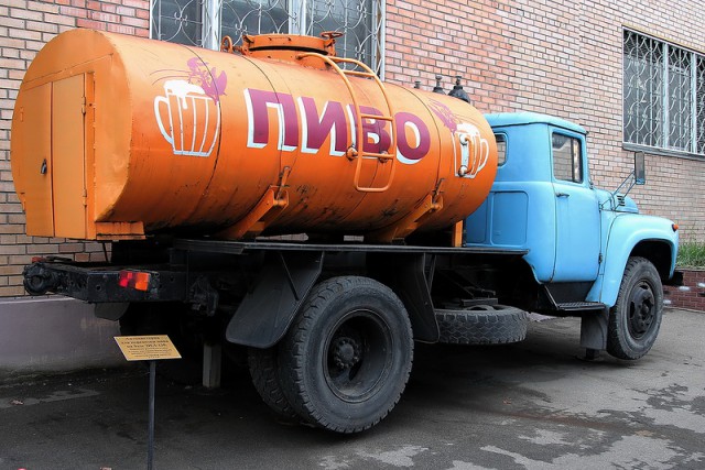 Куда делись молоковозы?