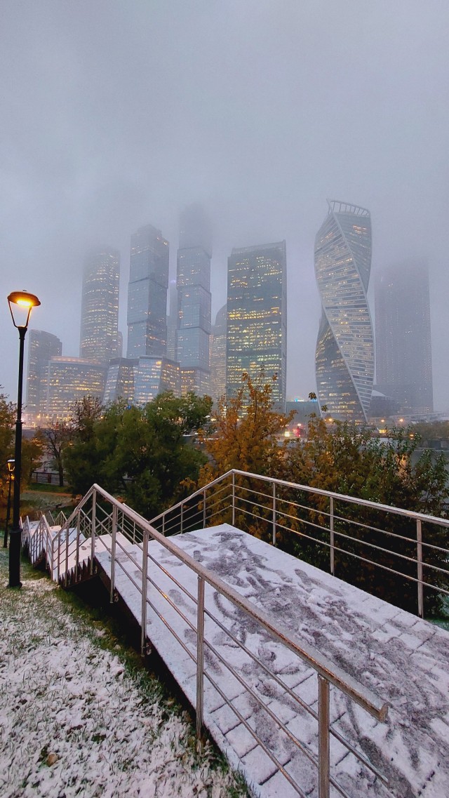 Москву завтра накроет мощный снегопад с дождём — синоптики