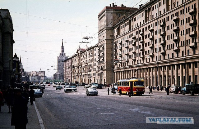 Улицы Москвы в середине 70-х. Не парадные фото.