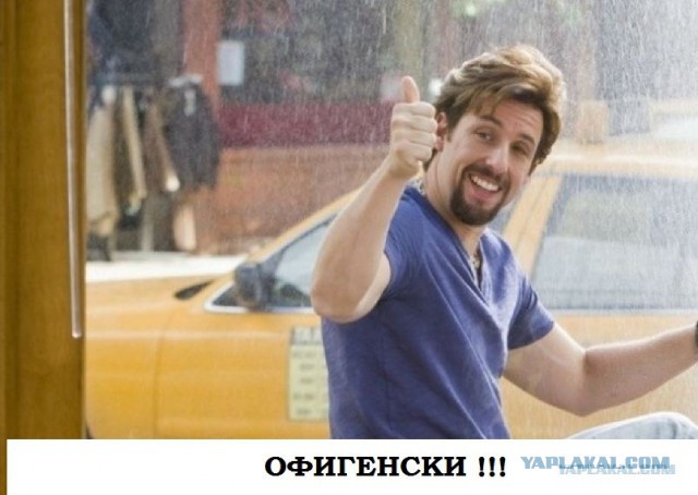 Девочка в платье из ситца