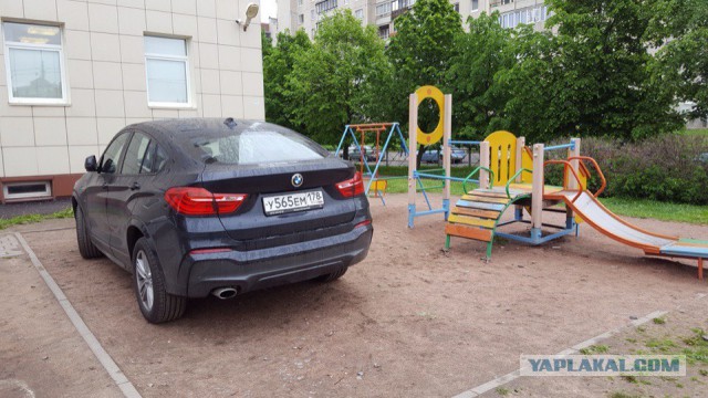 Когда мудаки своей парковкой пробивают дно. О чем думали эти люди? Оцениваем быдлометр
