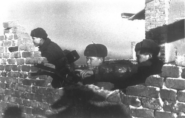 Фотографии из прошлого нашей страны - 31