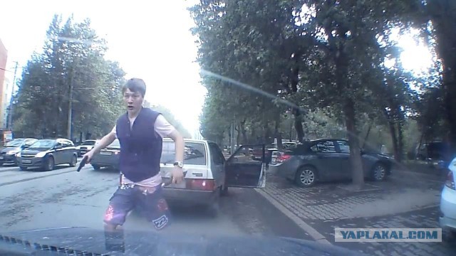 Непонятная автоподстава