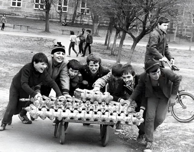 Детство, детство, ты куда спешишь
