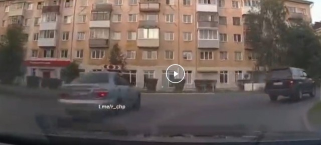 Самоубился апстену.