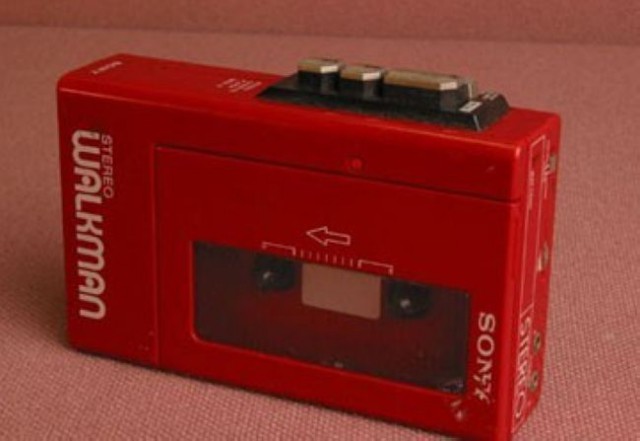 Отзыв на старый кассетный плеер Sony Walkman