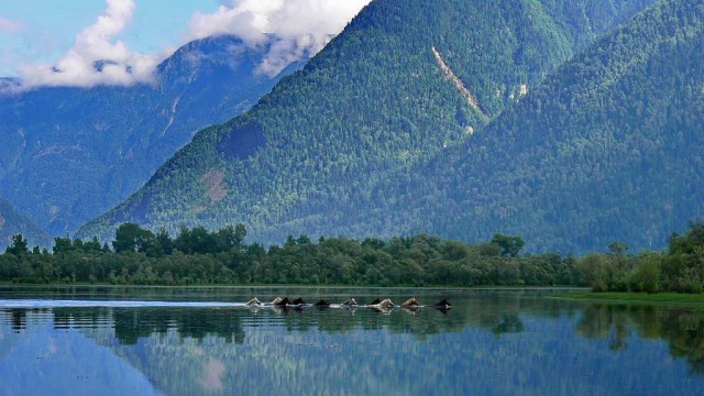 Топ-10 самых больших озер в России