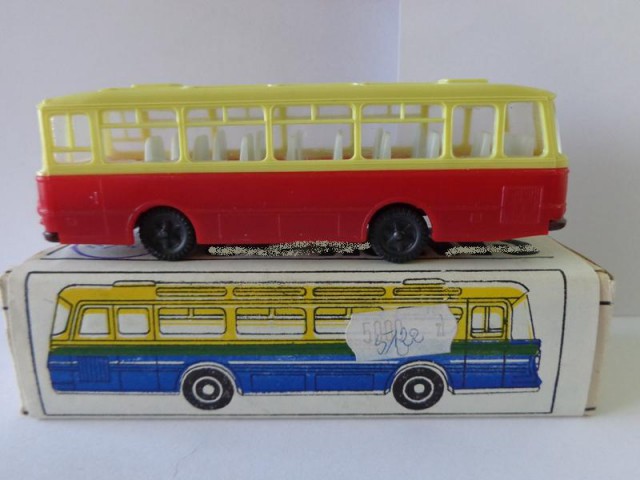 Игра на ЯПе: Угадай АВТО-9