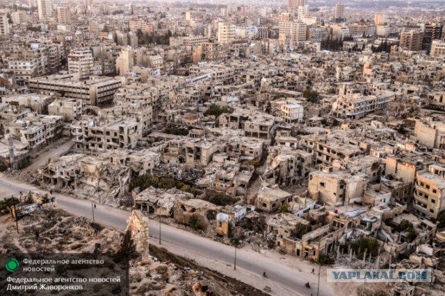 Беженцы плывут