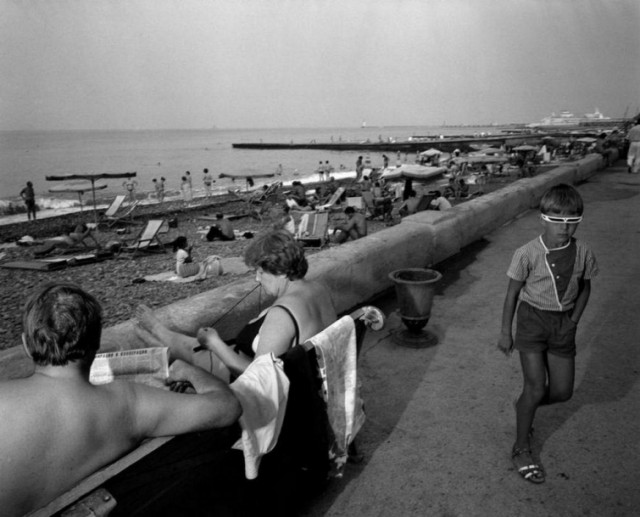 Как это было: сочинские пляжи 1988 года в объективе бельгийского фотографа